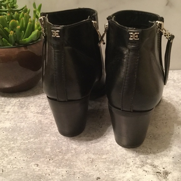 Sam Edelman Walden Black Ankle Bootie Size 10M - Picture 6 of 8